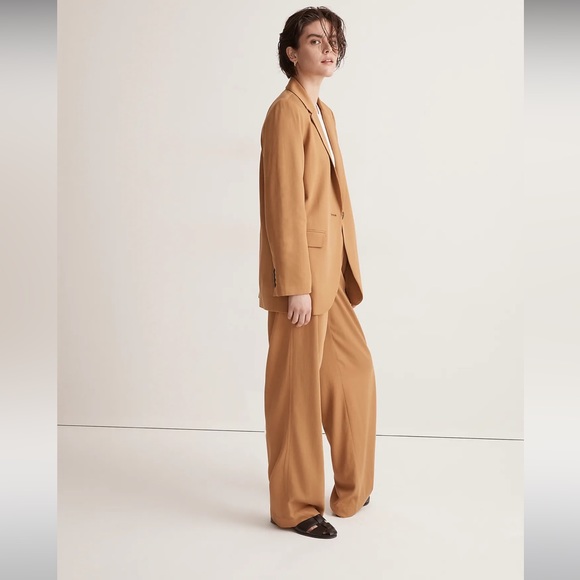 The Larsen Blazer in Drapeweave S - Picture 4 of 10